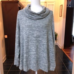 Cupio Woman Cowl Neck Gray Top Size 2X NWT